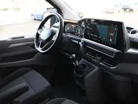 Volkswagen Transporter (2024) thumbnail 7