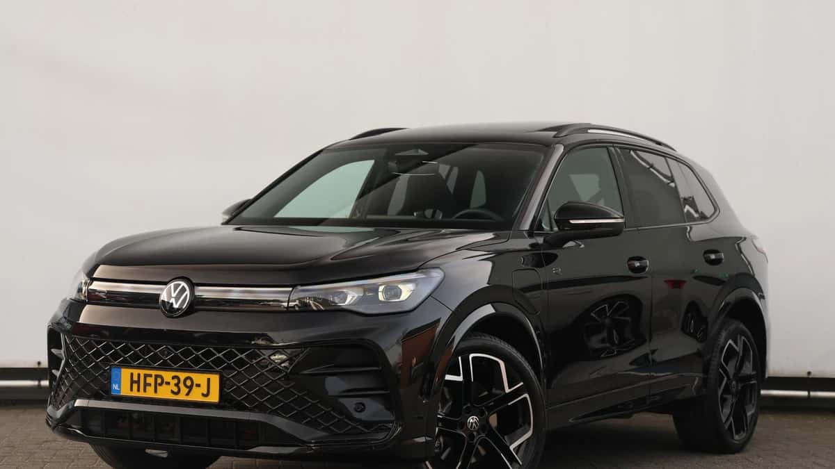 Volkswagen Tiguan (2025) — foto 1