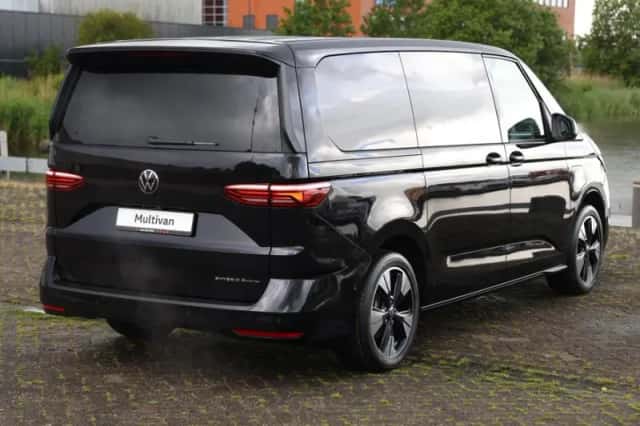 Volkswagen Multivan (2026) thumbnail 5