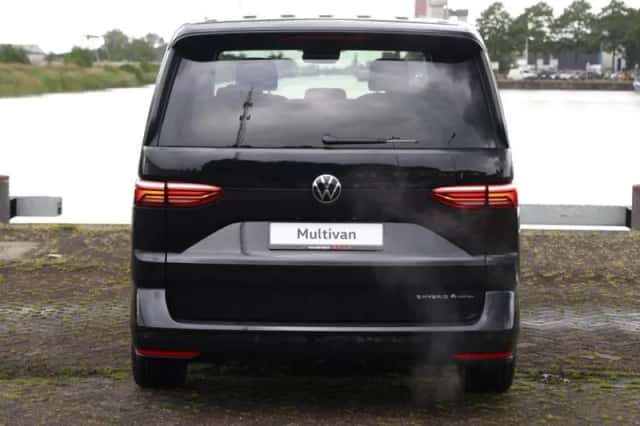 Volkswagen Multivan (2026) thumbnail 6