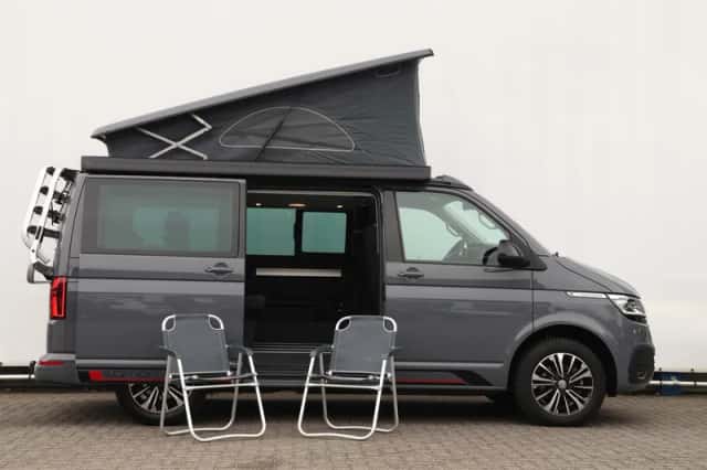 Volkswagen California (2022) thumbnail 2