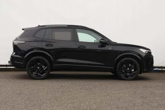 Volkswagen Tiguan (2026) thumbnail 2