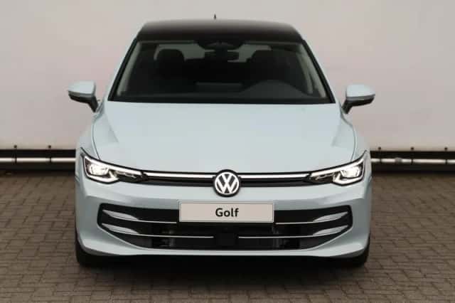 Volkswagen Golf (2026) thumbnail 4