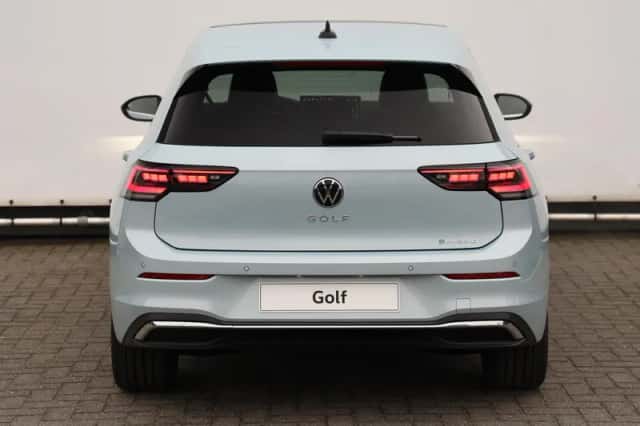Volkswagen Golf (2026) thumbnail 6