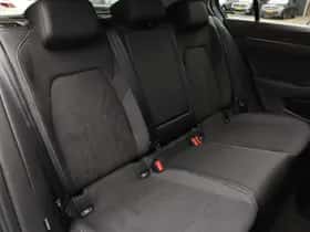 Volkswagen Golf (2026) thumbnail 9
