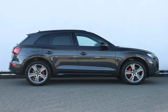 Audi Q5 (2025) thumbnail 2