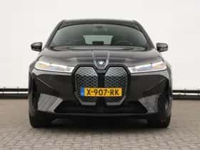 BMW iX (2024) thumbnail 13