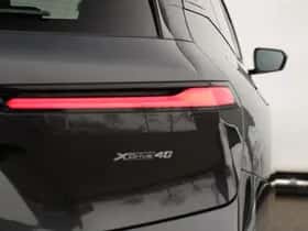 BMW iX (2024) thumbnail 17