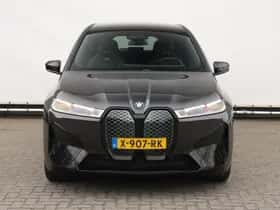 BMW iX (2024) thumbnail 4