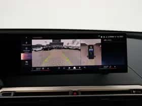BMW iX (2024) thumbnail 37