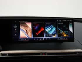 BMW iX (2024) thumbnail 38