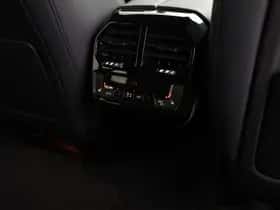 BMW iX (2024) thumbnail 46