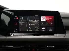 Volkswagen Golf (2022) thumbnail 23