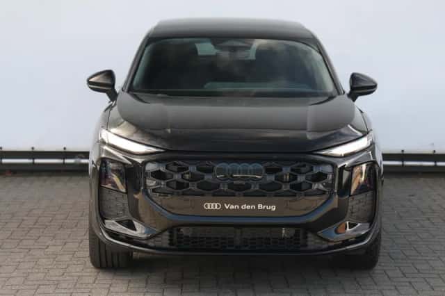 Audi Q3 (2026) thumbnail 4