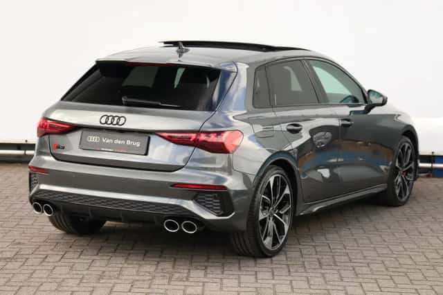 Audi S3 (2022) thumbnail 5