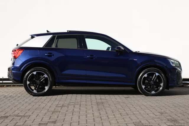 Audi Q2 (2025) thumbnail 2