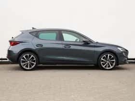 SEAT Leon (2020) thumbnail 2