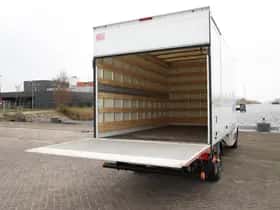 Volkswagen Crafter (2023) thumbnail 17