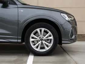 Audi Q3 (2022) thumbnail 16