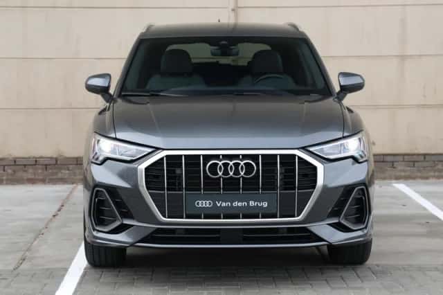 Audi Q3 (2022) thumbnail 4