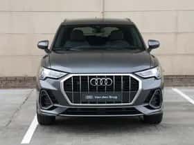 Audi Q3 (2022) thumbnail 4