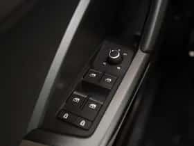 Audi Q3 (2022) thumbnail 38