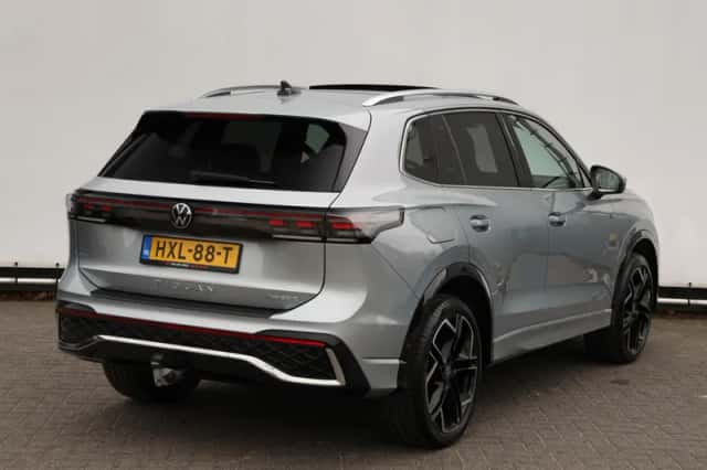 Volkswagen Tiguan (2025) thumbnail 5