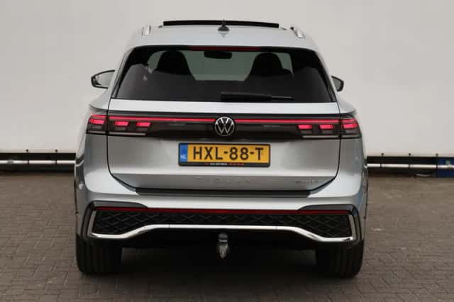 Volkswagen Tiguan (2025) thumbnail 6