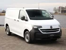 Volkswagen Transporter (2024) thumbnail 3