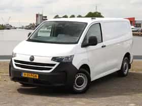 Volkswagen Transporter (2024) thumbnail 9
