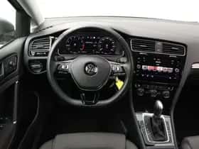 Volkswagen Golf (2018) thumbnail 20