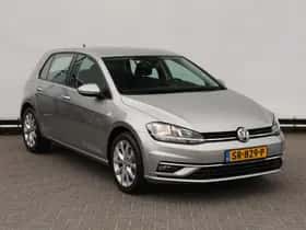 Volkswagen Golf (2018) thumbnail 3