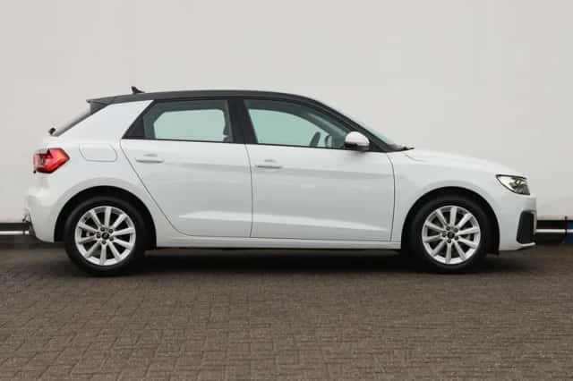 Audi A1 (2025) thumbnail 2