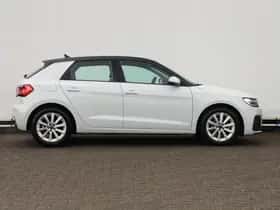 Audi A1 (2025) thumbnail 2