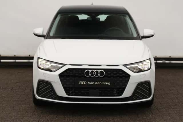 Audi A1 (2025) thumbnail 4