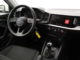 Audi A1 (2025) thumbnail 7