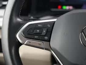 Volkswagen Multivan (2022) thumbnail 24
