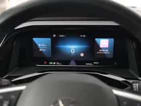 Volkswagen Multivan (2022) thumbnail 25