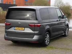 Volkswagen Multivan (2022) thumbnail 5