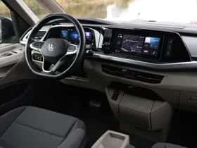 Volkswagen Multivan (2022) thumbnail 7