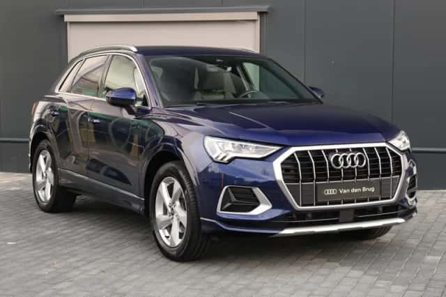 Audi Q3 (2022) thumbnail 3