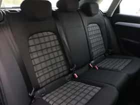 Audi Q3 (2016) thumbnail 9