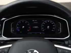 Volkswagen T-Roc (2023) thumbnail 23