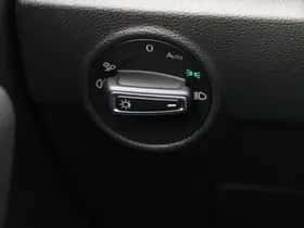 Volkswagen T-Roc (2023) thumbnail 38