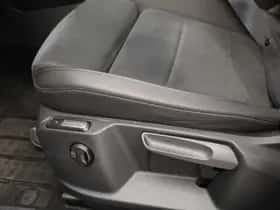 Volkswagen T-Roc (2023) thumbnail 40