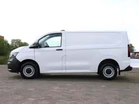 Volkswagen Transporter (2024) thumbnail 11