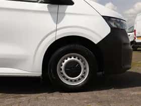 Volkswagen Transporter (2024) thumbnail 15