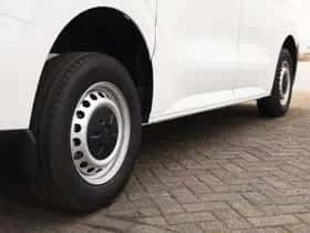 Volkswagen Transporter (2024) thumbnail 17