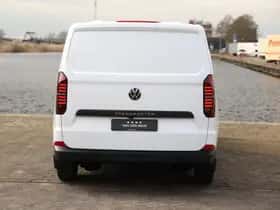 Volkswagen Transporter (2024) thumbnail 6