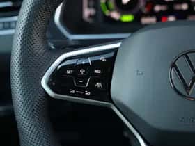 Volkswagen Tiguan (2022) thumbnail 23